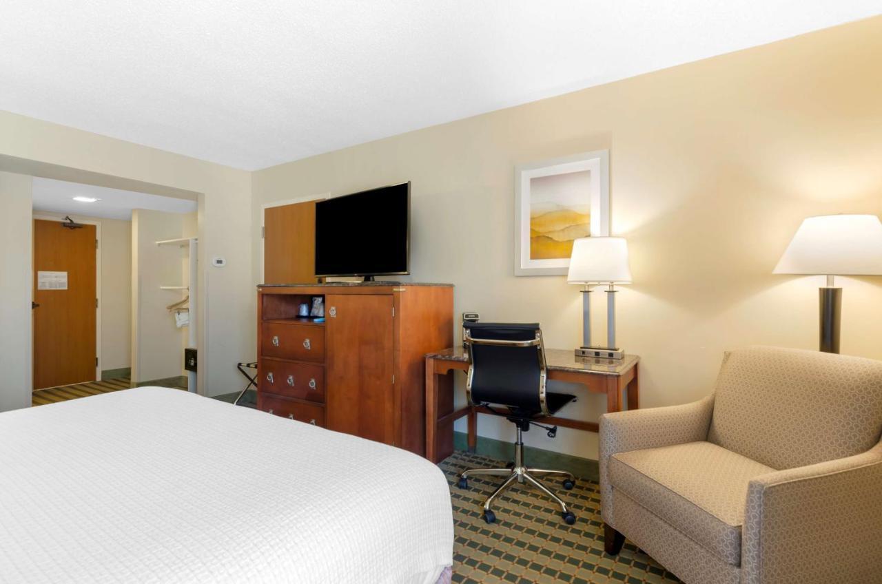 Best Western North Roanoke Troutville Exterior foto